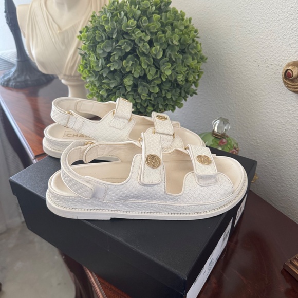Chanel Dad Sandals - Picture 14 of 14